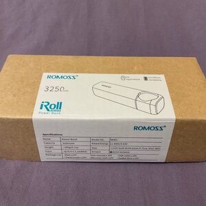 Apple Watch Portable Power Bank 3250mAh. Lg Lithium Ion. New ROMOSS FAST SHIP!!